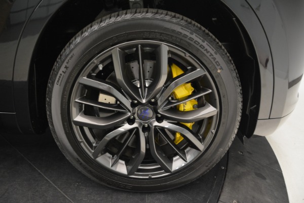 Used 2018 Maserati Levante S Q4 GranSport for sale $59,900 at Alfa Romeo of Westport in Westport CT 06880 26