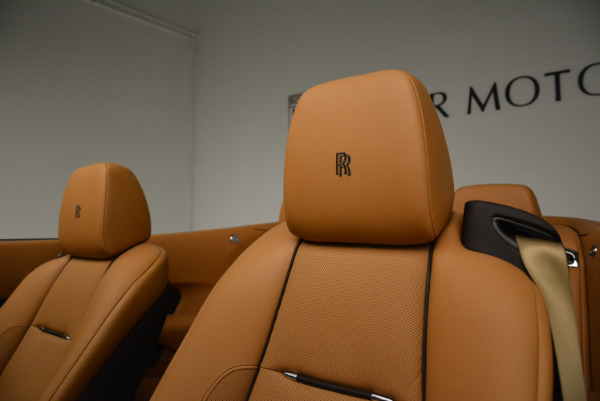 Used 2018 Rolls-Royce Dawn for sale Sold at Alfa Romeo of Westport in Westport CT 06880 20