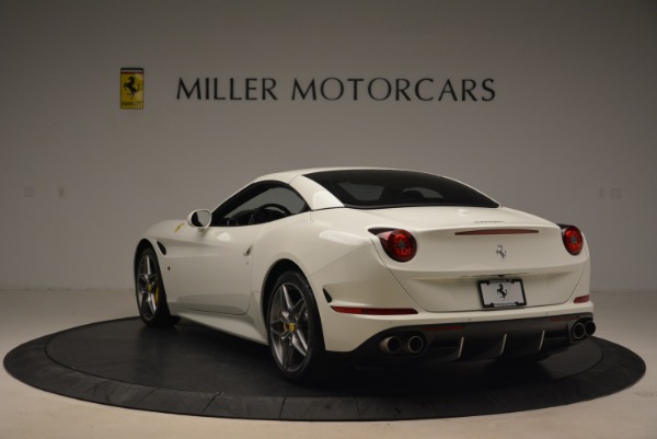 Used 2015 Ferrari California T for sale Sold at Alfa Romeo of Westport in Westport CT 06880 17