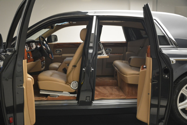 Used 2013 Rolls-Royce Phantom for sale Sold at Alfa Romeo of Westport in Westport CT 06880 12