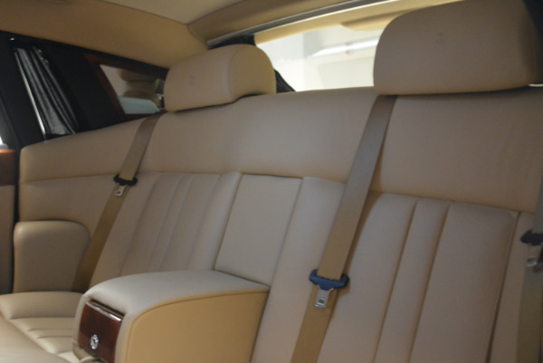 Used 2013 Rolls-Royce Phantom for sale Sold at Alfa Romeo of Westport in Westport CT 06880 20