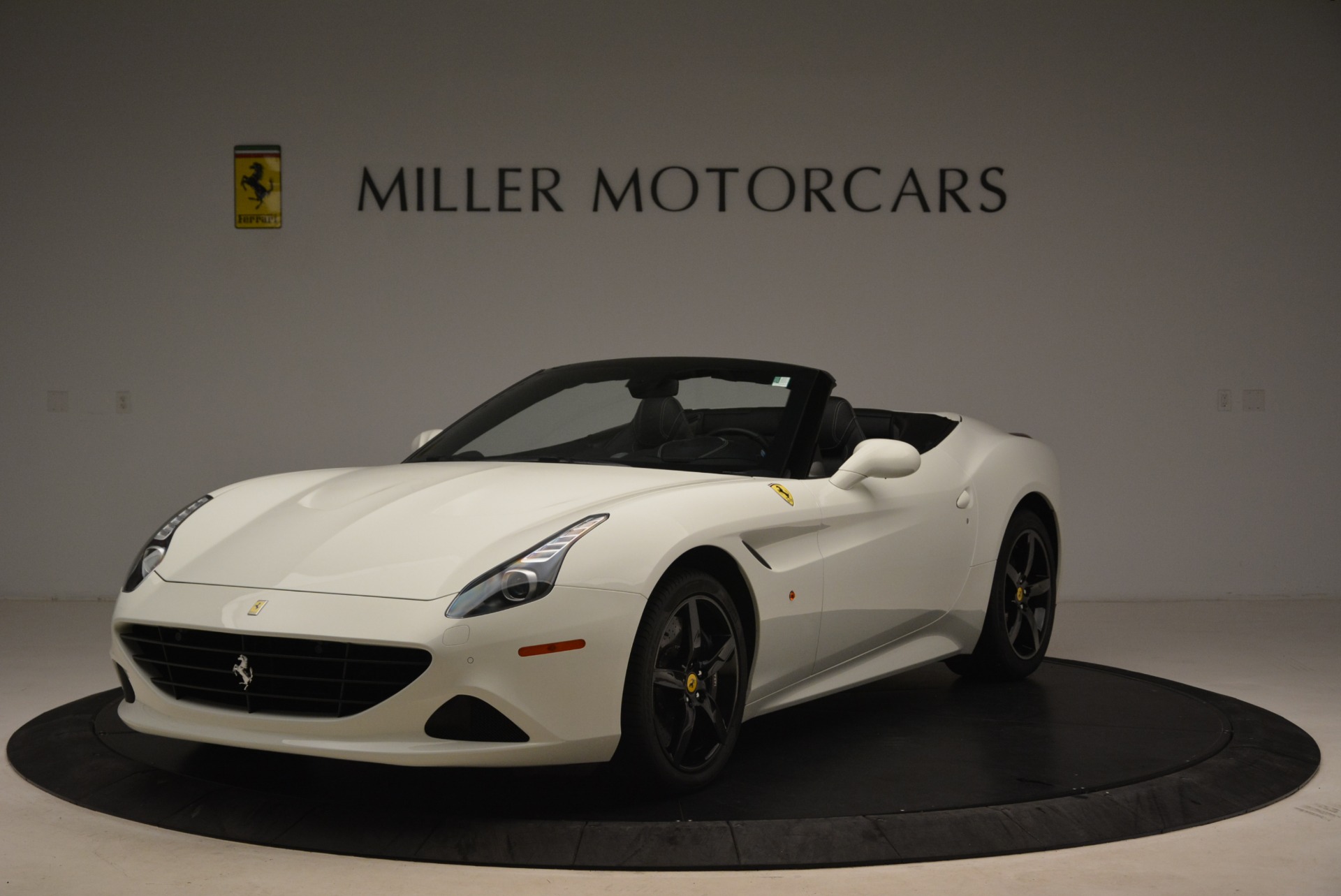 Used 2016 Ferrari California T for sale Sold at Alfa Romeo of Westport in Westport CT 06880 1