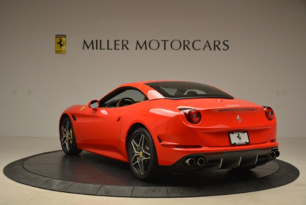 Used 2015 Ferrari California T for sale Sold at Alfa Romeo of Westport in Westport CT 06880 17