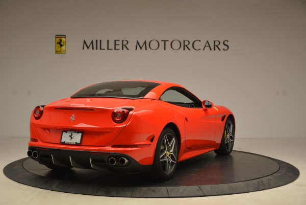 Used 2015 Ferrari California T for sale Sold at Alfa Romeo of Westport in Westport CT 06880 19