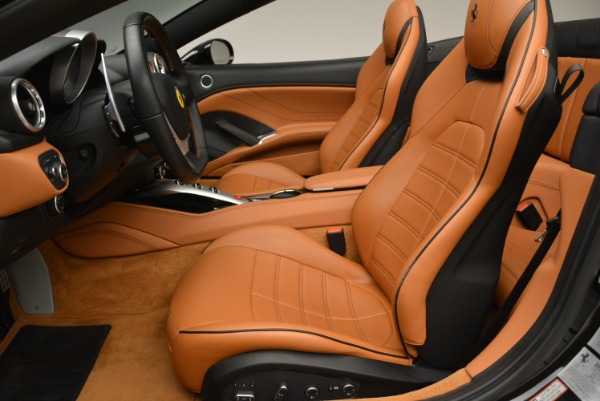 Used 2015 Ferrari California T for sale Sold at Alfa Romeo of Westport in Westport CT 06880 26