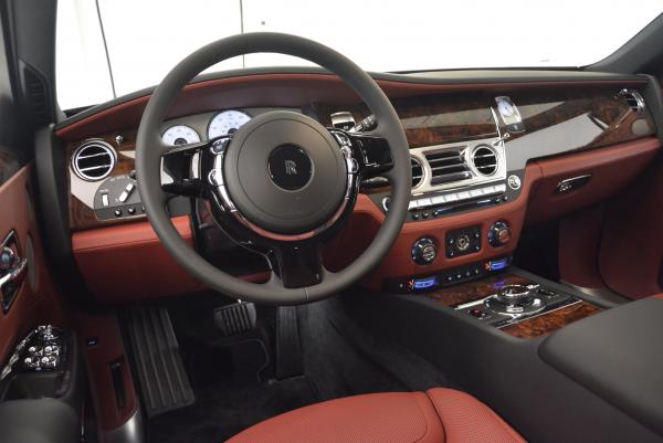 Used 2016 Rolls-Royce Ghost for sale $176,900 at Alfa Romeo of Westport in Westport CT 06880 18