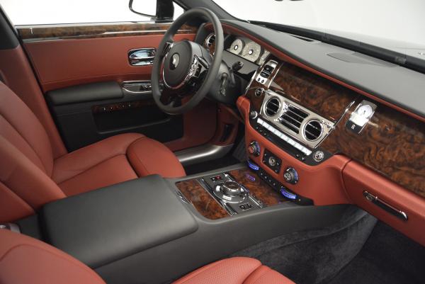 Used 2016 Rolls-Royce Ghost for sale $176,900 at Alfa Romeo of Westport in Westport CT 06880 23