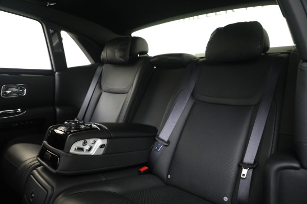 Used 2016 Rolls-Royce Ghost Series II for sale $169,900 at Alfa Romeo of Westport in Westport CT 06880 22