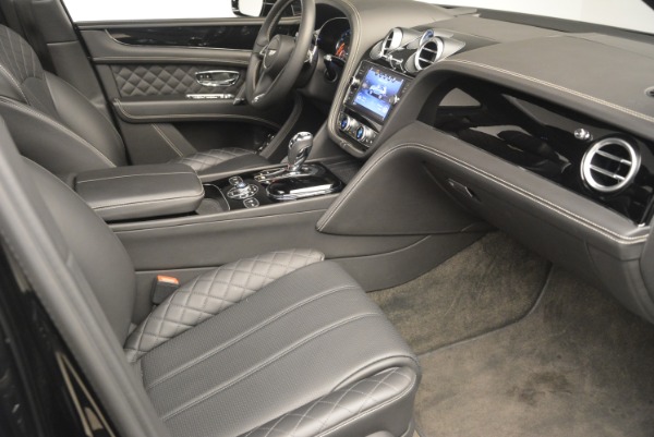 Used 2017 Bentley Bentayga W12 for sale Sold at Alfa Romeo of Westport in Westport CT 06880 19