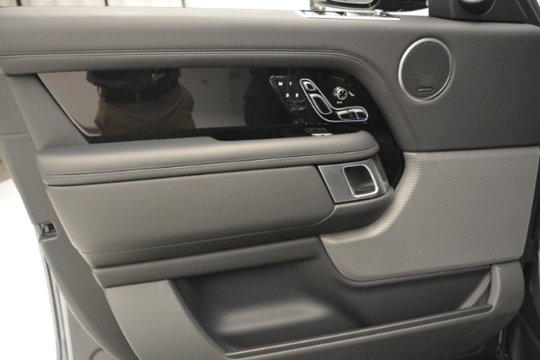Used 2018 Land Rover Range Rover Supercharged LWB for sale Sold at Alfa Romeo of Westport in Westport CT 06880 16