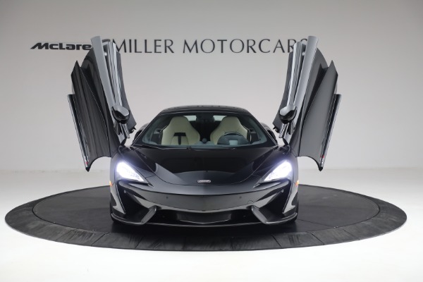 New 2018 McLaren 570S Spider for sale Sold at Alfa Romeo of Westport in Westport CT 06880 21