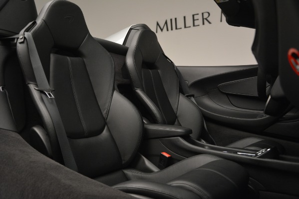 Used 2018 McLaren 570S Spider for sale Sold at Alfa Romeo of Westport in Westport CT 06880 28
