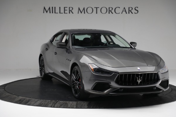 Used 2018 Maserati Ghibli SQ4 GranSport Nerissimo for sale $62,900 at Alfa Romeo of Westport in Westport CT 06880 11