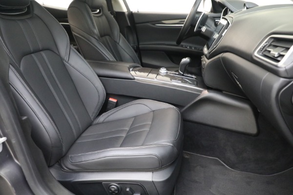 Used 2018 Maserati Ghibli SQ4 GranSport Nerissimo for sale $62,900 at Alfa Romeo of Westport in Westport CT 06880 21