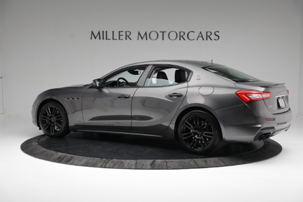 Used 2018 Maserati Ghibli SQ4 GranSport Nerissimo for sale $62,900 at Alfa Romeo of Westport in Westport CT 06880 4
