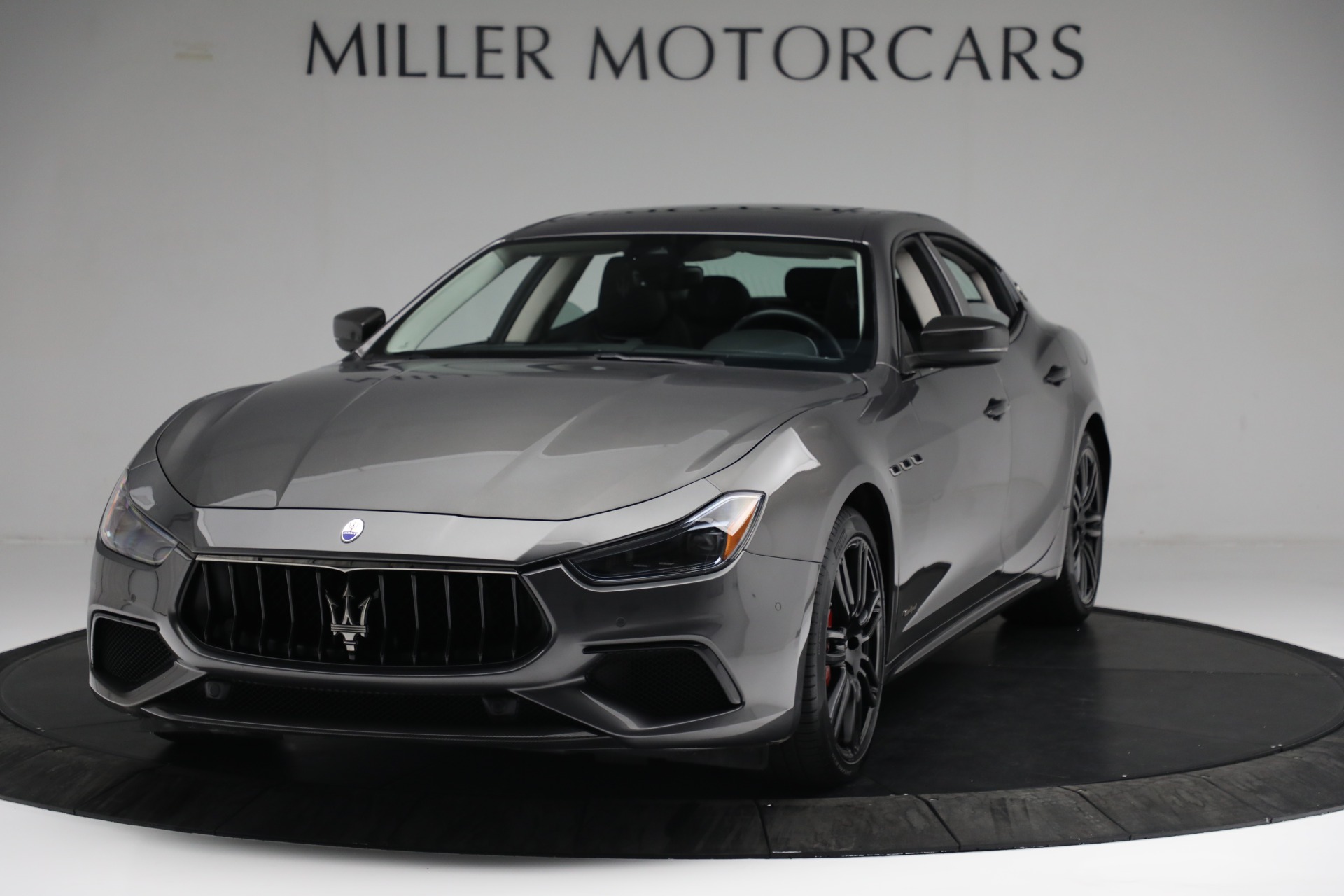 Used 2018 Maserati Ghibli SQ4 GranSport Nerissimo for sale $62,900 at Alfa Romeo of Westport in Westport CT 06880 1
