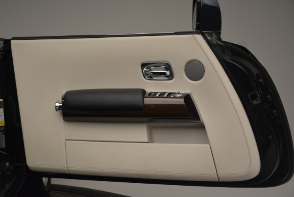 Used 2014 Rolls-Royce Phantom Drophead Coupe for sale Sold at Alfa Romeo of Westport in Westport CT 06880 21