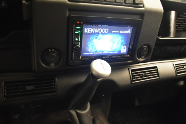 Used 1994 Land Rover Defender 130 Himalaya for sale Sold at Alfa Romeo of Westport in Westport CT 06880 25