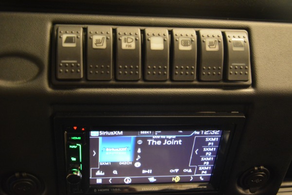 Used 1994 Land Rover Defender 130 Himalaya for sale Sold at Alfa Romeo of Westport in Westport CT 06880 26