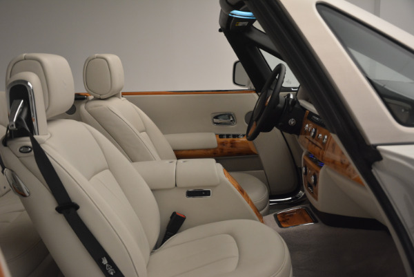 Used 2013 Rolls-Royce Phantom Drophead Coupe for sale Sold at Alfa Romeo of Westport in Westport CT 06880 27