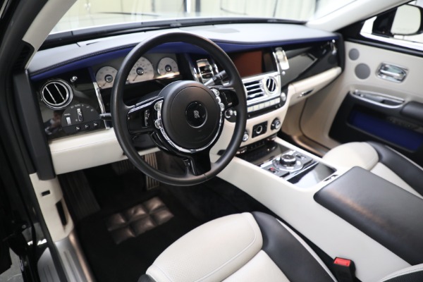 Used 2019 Rolls-Royce Ghost for sale Sold at Alfa Romeo of Westport in Westport CT 06880 13