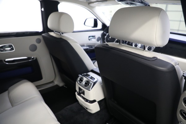 Used 2019 Rolls-Royce Ghost for sale $234,900 at Alfa Romeo of Westport in Westport CT 06880 25