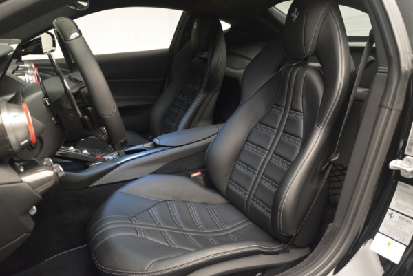 Used 2018 Ferrari 812 Superfast for sale $367,900 at Alfa Romeo of Westport in Westport CT 06880 15