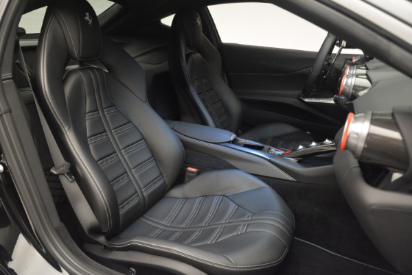 Used 2018 Ferrari 812 Superfast for sale $367,900 at Alfa Romeo of Westport in Westport CT 06880 19