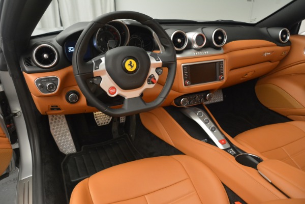 Used 2015 Ferrari California T for sale Sold at Alfa Romeo of Westport in Westport CT 06880 25