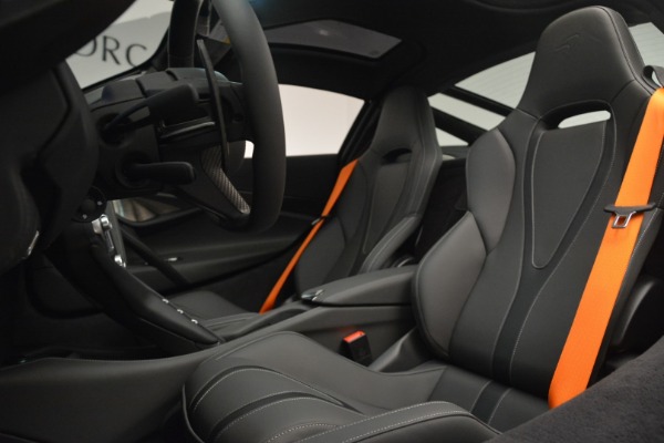 Used 2019 McLaren 720S Coupe for sale Sold at Alfa Romeo of Westport in Westport CT 06880 18