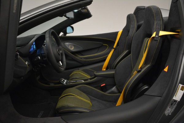 Used 2019 McLaren 570S Spider for sale Sold at Alfa Romeo of Westport in Westport CT 06880 24