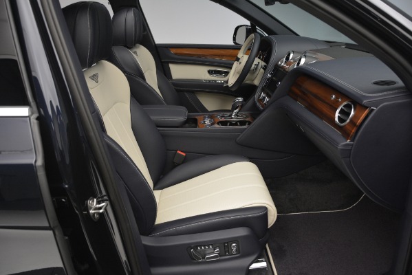 New 2019 Bentley Bentayga V8 for sale Sold at Alfa Romeo of Westport in Westport CT 06880 28