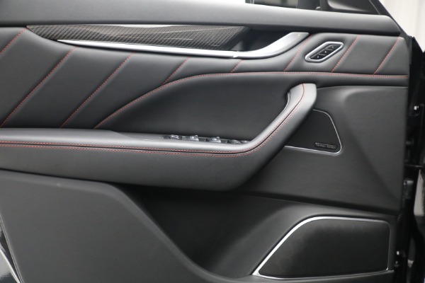New 2019 Maserati Levante Q4 GranLusso for sale Sold at Alfa Romeo of Westport in Westport CT 06880 14