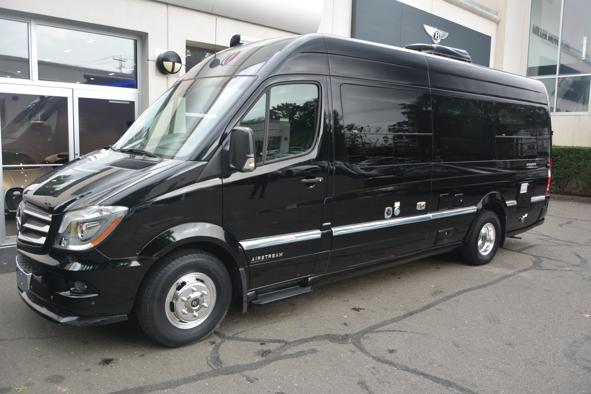 Used 2014 Mercedes-Benz Sprinter 3500 Airstream Lounge Extended for sale Sold at Alfa Romeo of Westport in Westport CT 06880 1