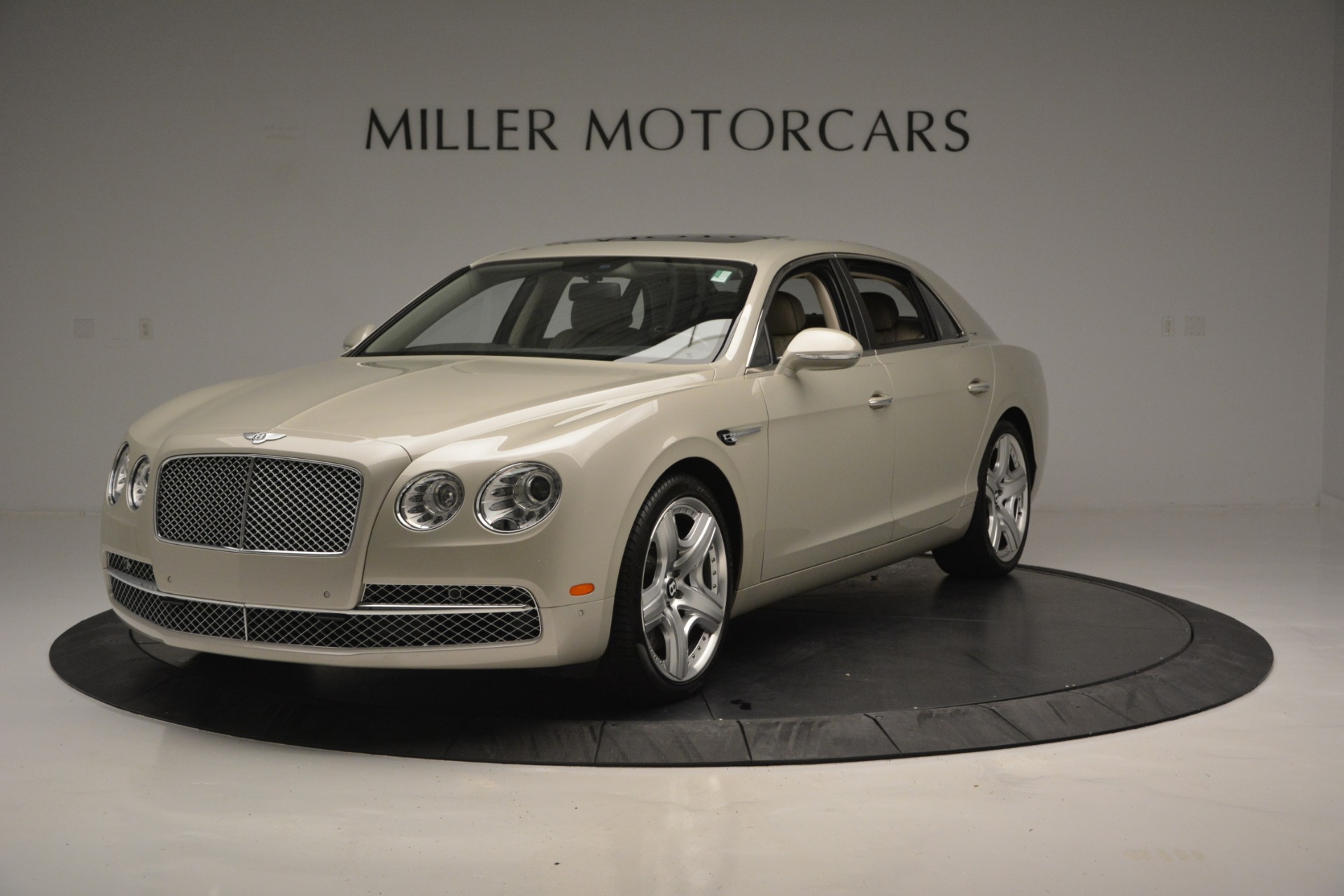 Used 2014 Bentley Flying Spur W12 for sale Sold at Alfa Romeo of Westport in Westport CT 06880 1