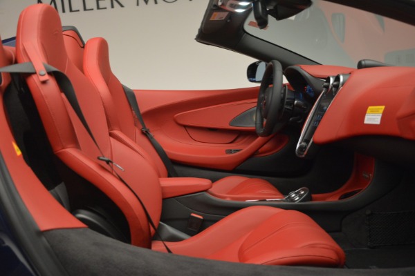 Used 2019 McLaren 570S Spider for sale $149,900 at Alfa Romeo of Westport in Westport CT 06880 27