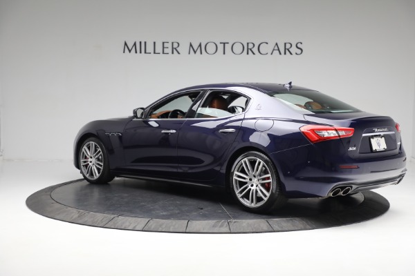 Used 2019 Maserati Ghibli S Q4 for sale Sold at Alfa Romeo of Westport in Westport CT 06880 3