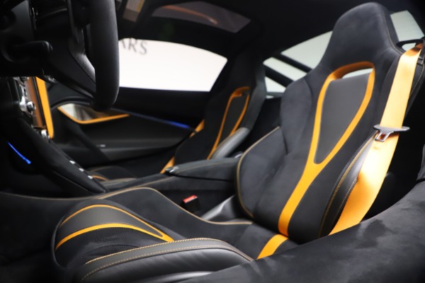 Used 2019 McLaren 720S Performance for sale Sold at Alfa Romeo of Westport in Westport CT 06880 25