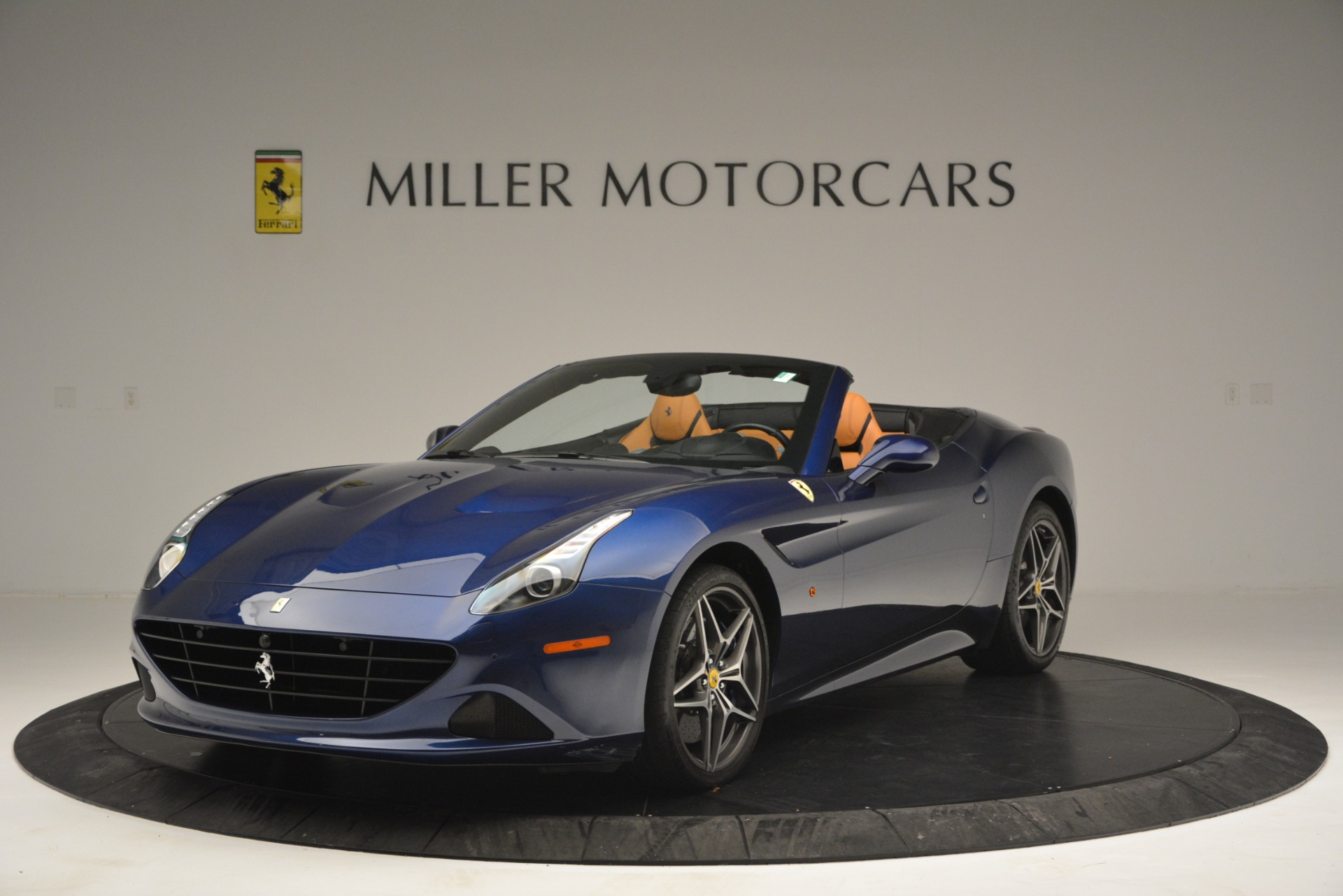 Used 2016 Ferrari California T for sale Sold at Alfa Romeo of Westport in Westport CT 06880 1