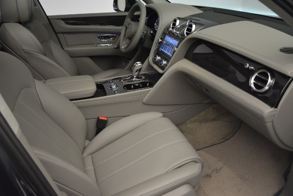 New 2019 Bentley Bentayga V8 for sale Sold at Alfa Romeo of Westport in Westport CT 06880 26