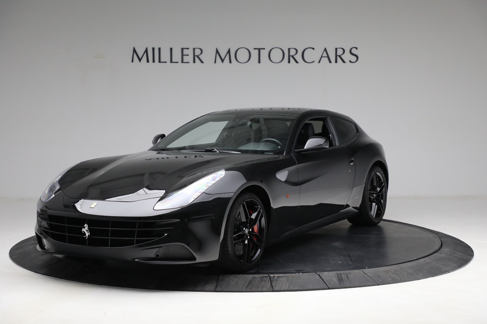 ferrari base model