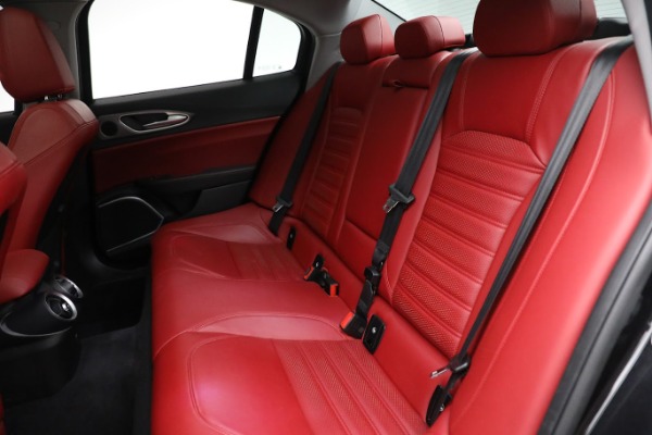 New 2019 Alfa Romeo Giulia Ti Sport Q4 for sale Sold at Alfa Romeo of Westport in Westport CT 06880 24