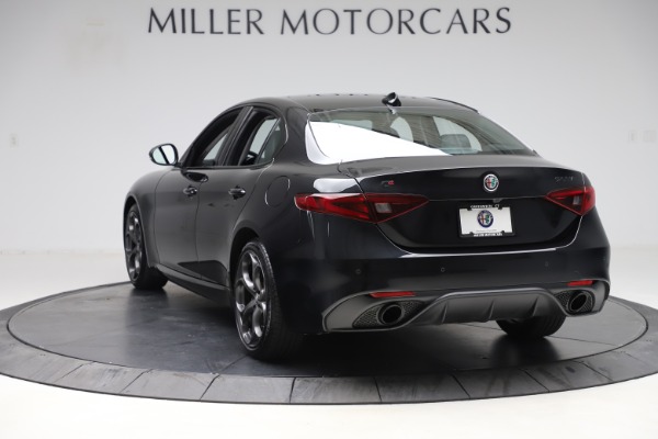 Used 2019 Alfa Romeo Giulia Sport Q4 for sale Sold at Alfa Romeo of Westport in Westport CT 06880 5