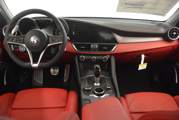 New 2019 Alfa Romeo Giulia Ti Sport Q4 for sale Sold at Alfa Romeo of Westport in Westport CT 06880 16