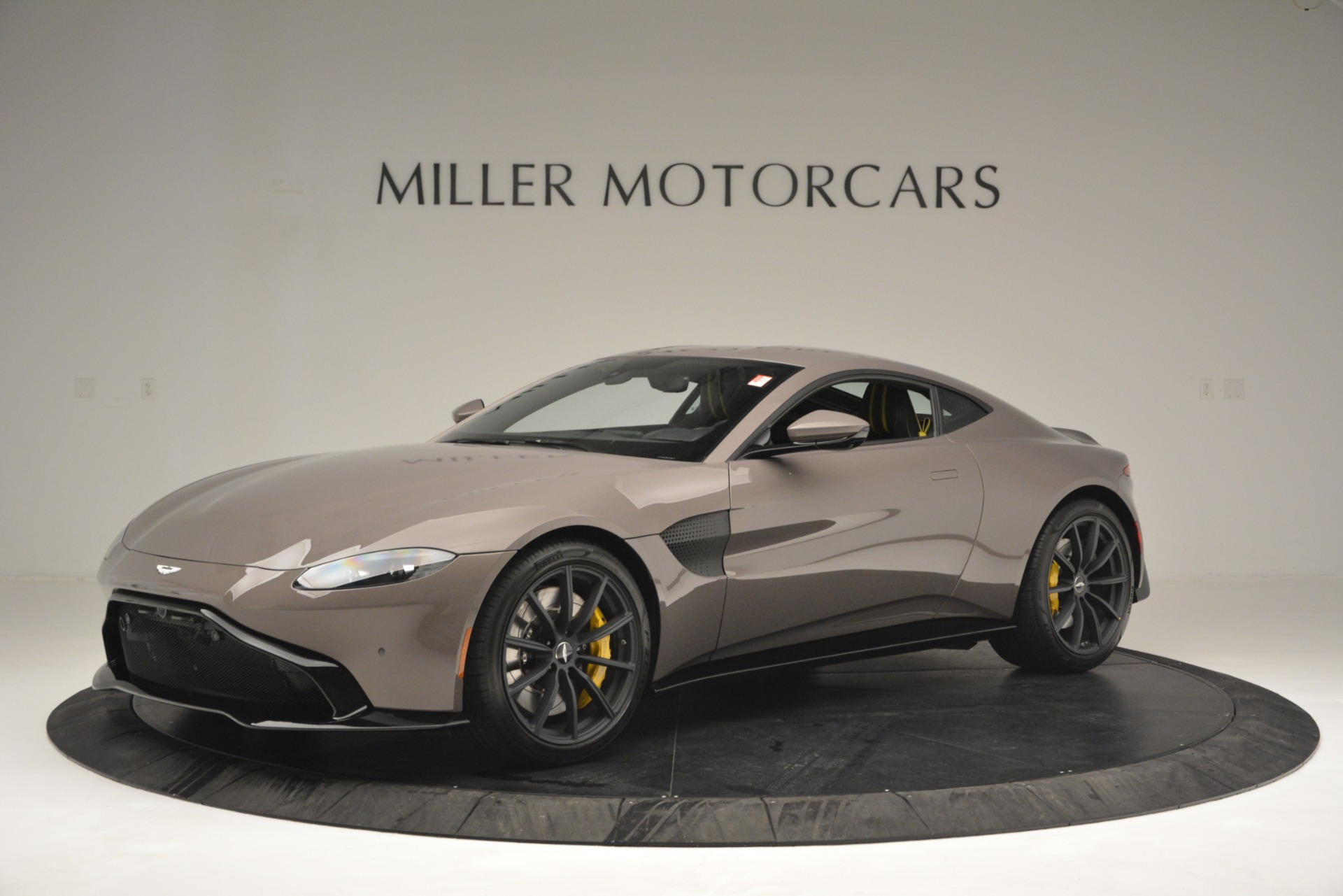 Used 2019 Aston Martin Vantage Coupe for sale Sold at Alfa Romeo of Westport in Westport CT 06880 1
