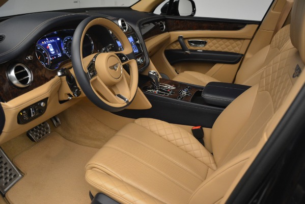 Used 2017 Bentley Bentayga W12 for sale $104,900 at Alfa Romeo of Westport in Westport CT 06880 17