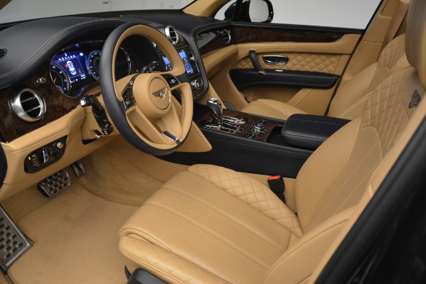 Used 2017 Bentley Bentayga W12 for sale Sold at Alfa Romeo of Westport in Westport CT 06880 17