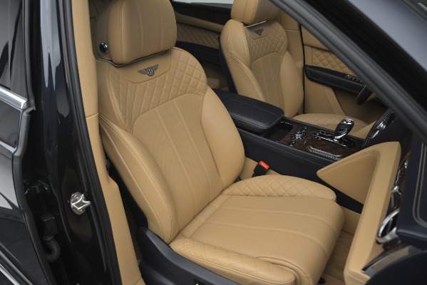 Used 2017 Bentley Bentayga W12 for sale Sold at Alfa Romeo of Westport in Westport CT 06880 27