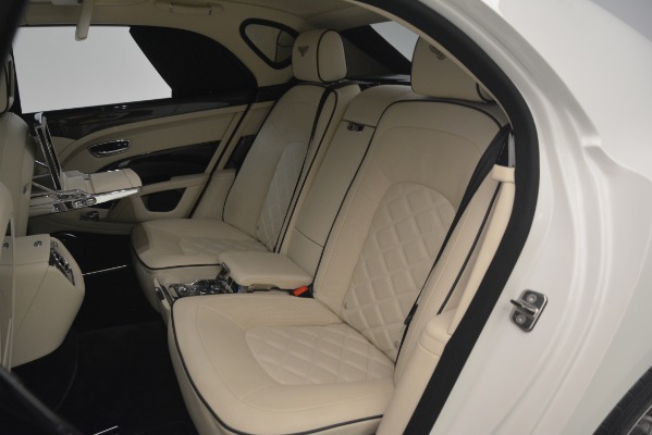 Used 2016 Bentley Mulsanne Speed for sale Sold at Alfa Romeo of Westport in Westport CT 06880 28