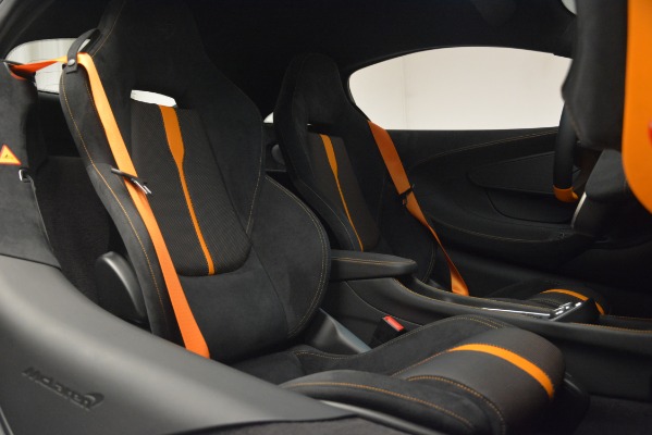 New 2019 McLaren 570S Coupe for sale Sold at Alfa Romeo of Westport in Westport CT 06880 21